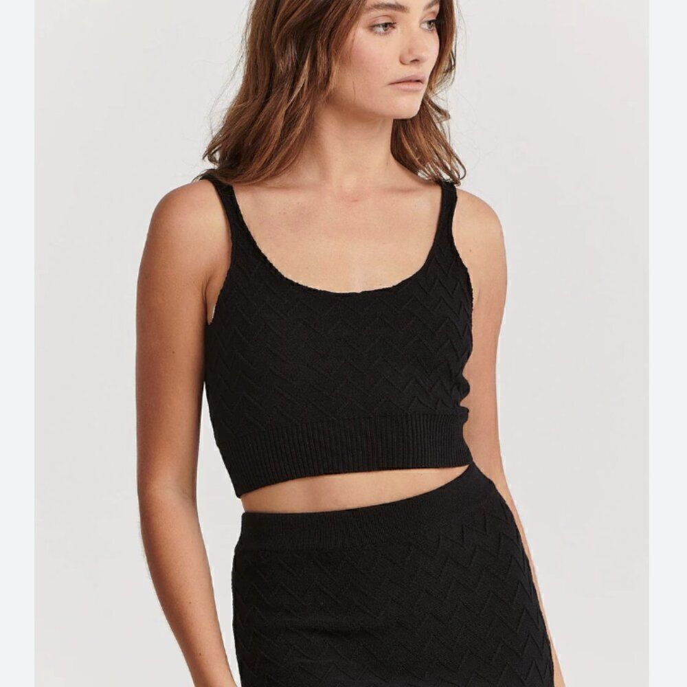 Charlie Holiday Black grace crop top size med. (6) NWT